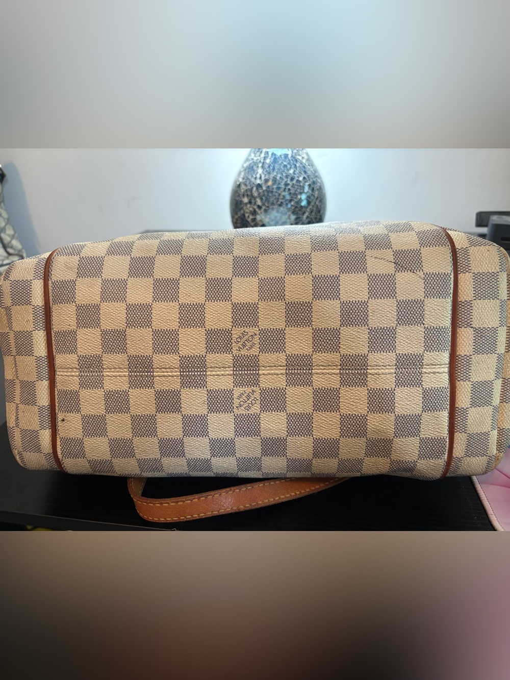 Authentic Louis Vuitton Discontinued Totally MM Tote – Damier Azur Canvas - Picture 5 of 16